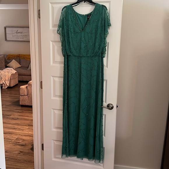 Adrianna Papell | Dresses | Adrianna Papell Green Ruffled Tie Front Maxi  Dress Size 6w